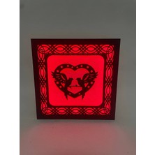 Canlı Anılar Sevgiyi Aydınlatan Dekoratif LED Işıklı Ahşap Gece Lambası  – Kuş ve Kalp Temalı