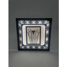 Canlı Anılar Spiderman Temalı Ahşap Dekoratif Gece Lambası