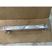 TŞT Renault Clio/modüs Ön Tampon Demiri Ayaklı  2005- (Oem No:  8200834849)
