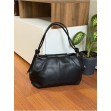 Kadın Düğüm Detaylı Orta Boy Suni Deri Fermuarlı Omuz ÇANTASI(EN30 Boy 20)