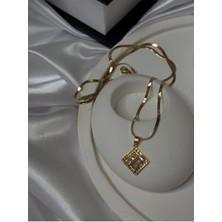 Zirkon Taşlı Baget Çelik Kolye