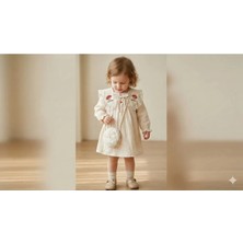 Lenna Baby Mantar Nakışlı Yakası Dantelli Çantalı 2’li Kız Bebek Elbise %100 Pamuk