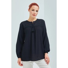 Lifera Dantel Detay Şile Bezi Bluz