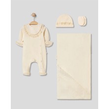 Naturel Brodeli Detaylı 4'lü Yenidoğan Kız Bebek Hastane Çıkışı %100 Pamuk