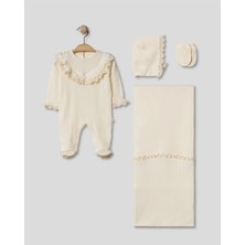 Naturel Dantel Jakarlı 4'lü Yenidoğan Kız Bebek Hastane Çıkışı %100 Pamuk