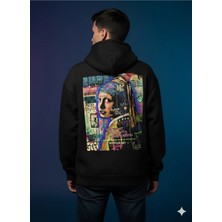 Lenithra Inci Küpeli Kız Sırt Baskılı Unisex Oversize Hoodie