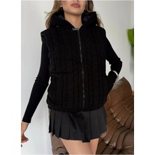 The Lea Saç Örgülü Siyah Triko Şişme Yelek