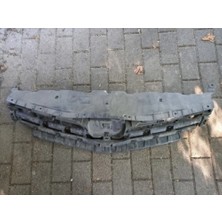 TŞT Toyota Auris Ön Panjur 2010- (Oem No:  5311402170)