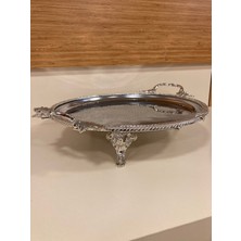 Plus Home Sunum Tabağı Yuvarlak Kulplu Ayaklı Büyükboy 30 cm Döküm Kenar Çerçeveli Gümüş Paslanmaz Çelik