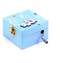 İsmiyle Al Müzik Kutusu Astronot