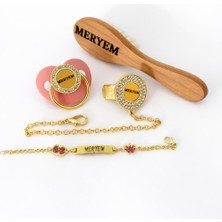 Shopfocus Kişiye Özel Isimli-Emzik-Emzik Askısı-Emzik Zinciri-Bebek KÜNYESİ-%100 Doğal Ahşap Bebek Fırçası