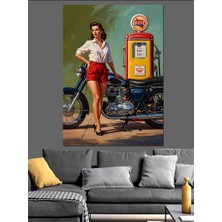 Karizma Tablo Petrol Ofisi Önünde Retro Kadın Dekoratif Kanvas - Mdf Ahşap Tablo