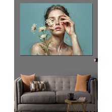 Karizma Tablo Beyaz Çiçekli ve Düşünceli Kadın Dekoratif Kanvas - Mdf Ahşap Tablo