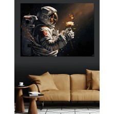 Karizma Tablo Uzayda Çiçek Tutan Astronot Figürü Dekoratif Kanvas - Mdf Ahşap Tablo