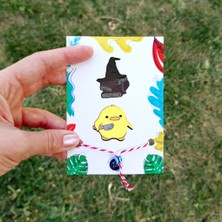 toptanbuldum 2'li Ahşap Rozet Marteniçka Bileklik Hediyeli -Çanta-Broş-Aksesuar