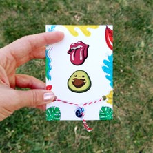 toptanbuldum 2'li Ahşap Rozet Marteniçka Bileklik Hediyeli -Çanta-Broş-Aksesuar