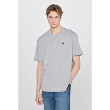 Wrangler %100 Pamuk Relaxed Fit Rahat Kesim Bisiklet Yaka Logo Detaylı Tişört