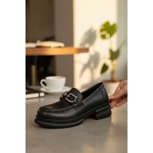 Enoch Noch Kadın Antik Gümüş Köprü Tokalı Pürüzsüz Deri Dokulu Comfort Loafer