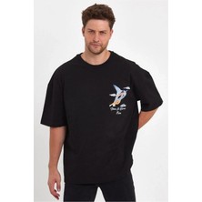 Luz&Pos Erkek Melek Baskılı T-Shirt Kısa Kol Bisiklet Yaka Rahat Kalıp Günlük Tişört - Siyah