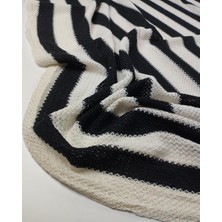 Kumaş Parça Siyah Krem Renklerde Triko Kumaş (En 150 cm x Boy 260 Cm)