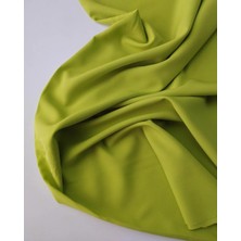 Kumaş Parça Açık Yeşil Renkte Sentetik Astarlık Kumaş 145X135CM