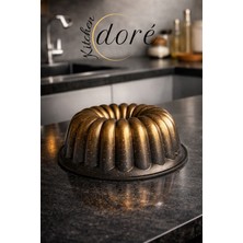 kitchendore Dilimli Kek Kalıbı Royal Gold Kalın Döküm Üç Katmanlı Kaplama 575 Gram