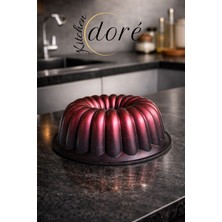 kitchendore Dilimli Kek Kalıbı Cherry Red Kalın Döküm Üç Katmanlı Kaplama 575 Gram