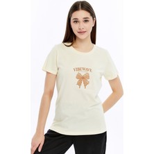Trender Baskı Kadın T-Shirt Kurdele Bej