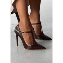 Ayakkabı Prensi Wren Taşlı Toka Detaylı Kahve Kırışık Rugan Stiletto, Topuklu Ayakkabı Kadın
