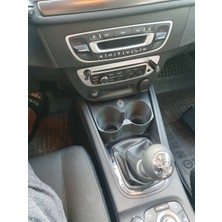 5D Design Renault Megane 3 Ikili Bardaklık