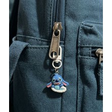 Winy Concept Stitch Sörf Yapan Figürlü Çanta Süsü ve Anahtarlık - Sevimli Mavi Karakter Dalga Temalı Aksesuar
