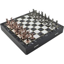 Orta Boy Metal Roma Satranç Takımı Antik ve Mermer Desenli Sandıklı Mdf Tahtası (36X36X6 Cm.)
