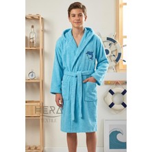 Hera Textile Çocuk Bornozu Pamuklu Kapüşonlu Turkuaz 13-18 Yaş Unisex-Kız-Erkek Kemerli Yunus Nakışlı Genç Bornoz