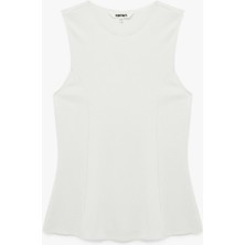 Koton Slim Fit Bisiklet Yaka Kolsuz Bluz