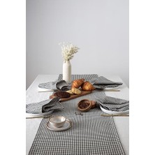 W Doku | Piti Kareli Runner - Piknik Örtüsü 40 x 150 cm (Siyah)
