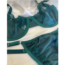 Dantel Detaylı Saten Sütyen Takımı