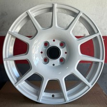 3sdm 4*100*16*7.0 ET42 CH67.1 SNC7693 White