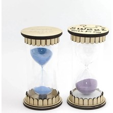 Karahanbey Ahşap Kumsaati - 17 x 9 cm Dekoratif Ahşap Standlı Nostaljik Hediye