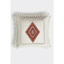 Aryada Etnik Punch Nakışlı Kırlet Kılıfı