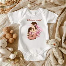 Lupi Bibi, Xala, Yengə Yazılı Körpə Bodisi – Adlı Hədiyyəlik Körpə Zıbını