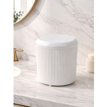 Decorev Modern Çizgili Tasarımlı Click Kapaklı  – Şık ve Kompakt Banyo Çöp Kovası