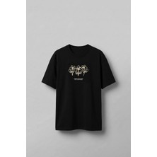 Abluka Online Erkek Oversize Çiçek Nakışlı T-Shirt Siyah