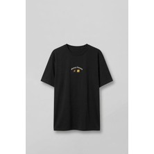 Abluka Online Erkek Oversize Minimal Çiçek Nakışlı T-Shirt Siyah
