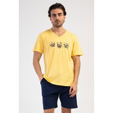 Vienetta Erkek V Yaka Baskılı Sarı Kısa Kol Şortlu %100 Pamuk Pijama Takımı C6T7N1904