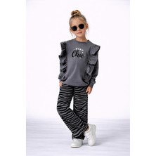 Wikiboom Kız Çocuk "stay Chic" Fırfırlı Sweatshirt ve Zebra Desenli Pantolon Takım 50041G