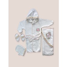 Diji Baby 0-6 Ay Kaplan Nakışlı Bornozlu 5li Kız Bebek Havlu Silgi Takımı