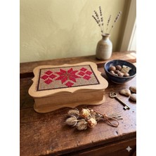 Sanatçı Yuvası Kadın Kooperatifi Mücevher Kutusu