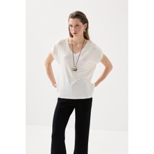 Gusto V Yaka Rahat Kesim Bambu Tshirt - Beyaz