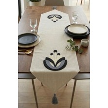 Onaltı Tekstil Püsküllü Punch Altıgen Masa Runner