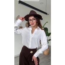 Yakası Dantel Detaylı Gömlek
